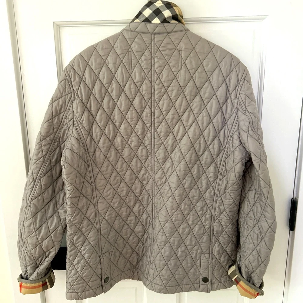 Burberry Quilted Men's Jacket in Herons (size XL) - Picture 3 of 14